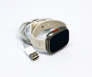Kell Apple Watch Ultra 49mm Retina LTPO OLED (2 foto / 2)