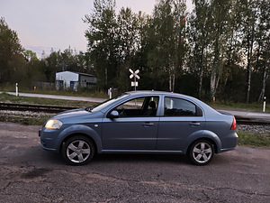 Chevrolet Aveo 2006 (2 foto / 7)