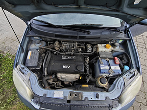 Chevrolet Aveo 2006 (7 foto / 7)