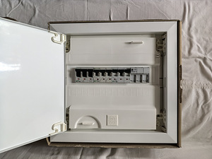 Süvistatav elektrikilp Eaton (Moeller) (3 foto / 7)