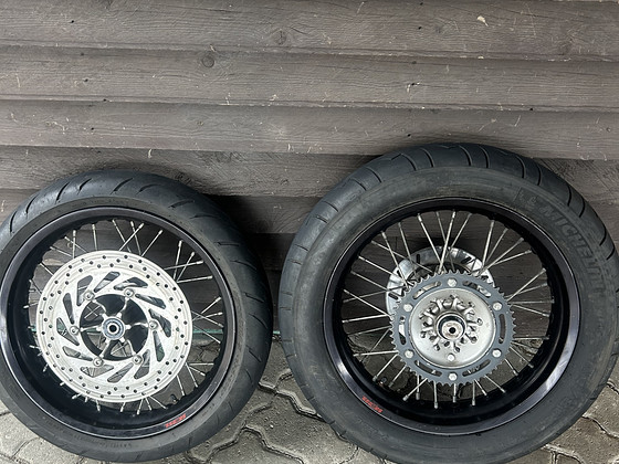 Спицованные диски R17 (Aprilia, Yamaha)