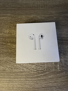 Apple AirPods 2 (2 фото из 3)