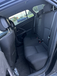 TOYOTA AVENSIS (11 foto / 11)