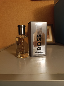 Hugo Boss Bottled EDT, 50ML. Uus, koos karbiga! (4 foto / 5)