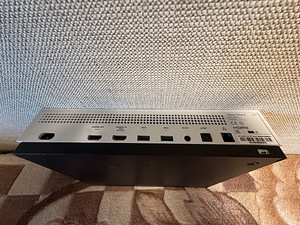 Xbox One S 1 TB (2 foto / 4)