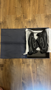 Совершенно новые кроссовки Dior b30 (1 фото из 10)