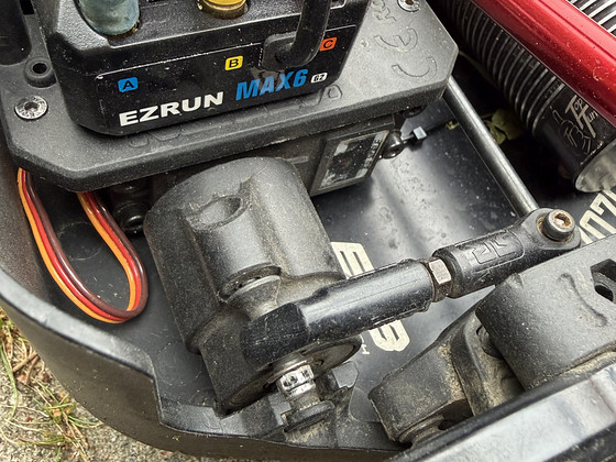 Arrma Outcast 8S