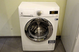 Pesumasin Electrolux EWS1266CI, tasuta transport (1 foto / 2)