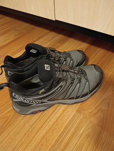 Кроссовки SALOMON оригинал (2 фото из 3)