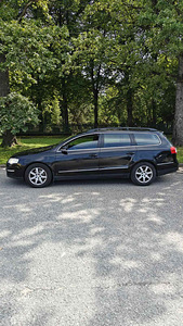 Продам Passat B6 2.0TDI (1 фото из 12)