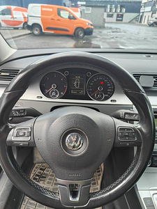 Продам Passat B6 2.0TDI (6 фото из 12)