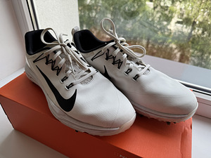 Golfijalanõud 42 unisex (1 foto / 5)