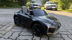 Детский электромобиль Lexus LC 500. (1 фото из 2)