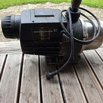 Grundfos MQ3-45 B veepump