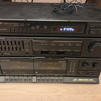 Ресивер Kenwood