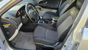 Kia Ceed, регистрационный налог уплачен (12 фото из 14)