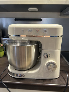 Stand Mixer SilverCrest (1 foto / 3)