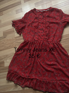 Tommy Jeans (2 foto / 2)