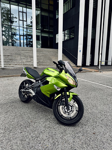 Kawasaki ER-6F 2009 649 см³ 53 кВт (1 фото из 9)