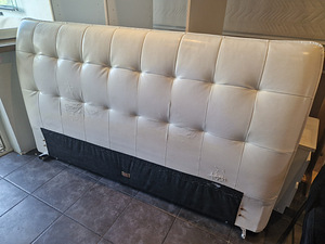 Nahast voodi 160x200 (6 foto / 6)