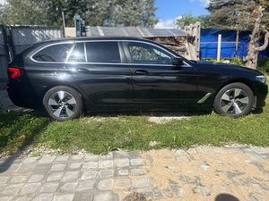 BMW 520dA Touring xDr (3 фото из 9)