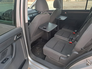 Volkswagen Touran 77 кВт 2012 г. (6 фото из 6)