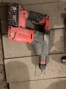Akutoitel perforaator Milwaukee 18v (2 foto / 3)