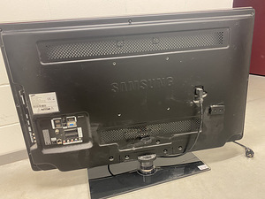 40" teler Samsung LE40C650L1W (2 foto / 3)