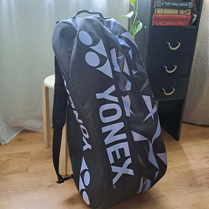 Yonex spordikott 6-le reketile (3 foto / 7)