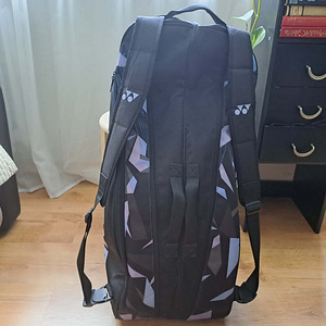 Yonex spordikott 6-le reketile (2 foto / 7)