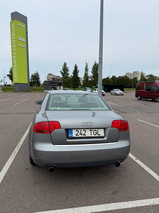Audi a4 (9 foto / 11)