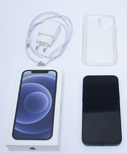 Телефон iPhone 12 128GB 6.1-дюймовый Super Retina XDR (3 фото из 3)