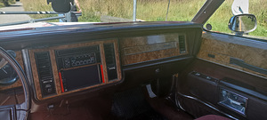 Buick Electra stationwagon 5.0 104kW (12 foto / 15)