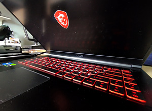 MSI Thin GF63 12UC есть чек (4 фото из 9)