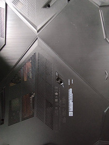 MSI Thin GF63 12UC есть чек (3 фото из 9)