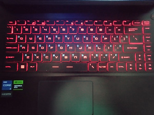 MSI Thin GF63 12UC есть чек (8 фото из 9)