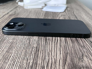 iPhone 15 (5 фото из 7)