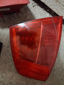 Задние фонари Audi A8 D3 (3 фото из 4)