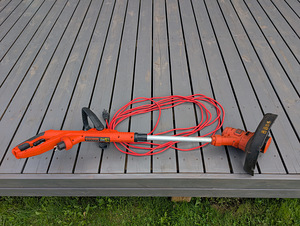 Триммер Black+Decker ST4525 (1 фото из 3)
