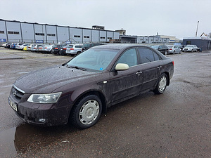 Hyundai Sonata Comfort ATM 2.4 119kW (2 фото из 7)
