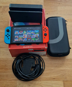 Nintendo switch oled CFW (1 foto / 2)