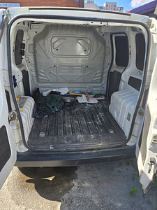 Peugeot bipper (4 foto / 5)