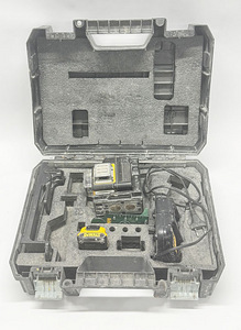 Лазерный уровень Dewalt DCE089G 3 луча (2 фото из 2)