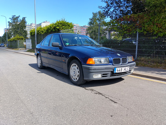 BMW 318i E36 1.8 85kw