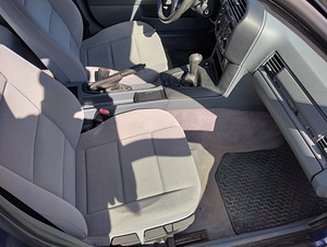 BMW 318i E36 1.8 85kw (7 фото из 13)