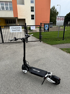 Vsett10+ 25,6ah elektritõukeratas (1 foto / 10)