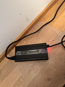 Vsett10+ 25,6ah elektritõukeratas (7 foto / 10)