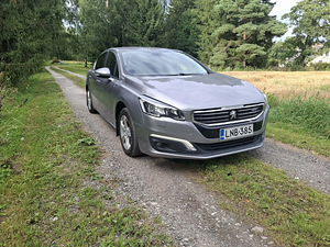 Peugeot 508,2016, 88 kW, diisel, automaat-EAT6 (7 foto / 11)