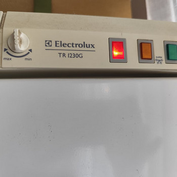 Külmik Electrolux TR 1230G – jahekapp töötab / sügavkülm vaj