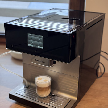 Täisautomaatne kohvimasin MIELE CM 7550